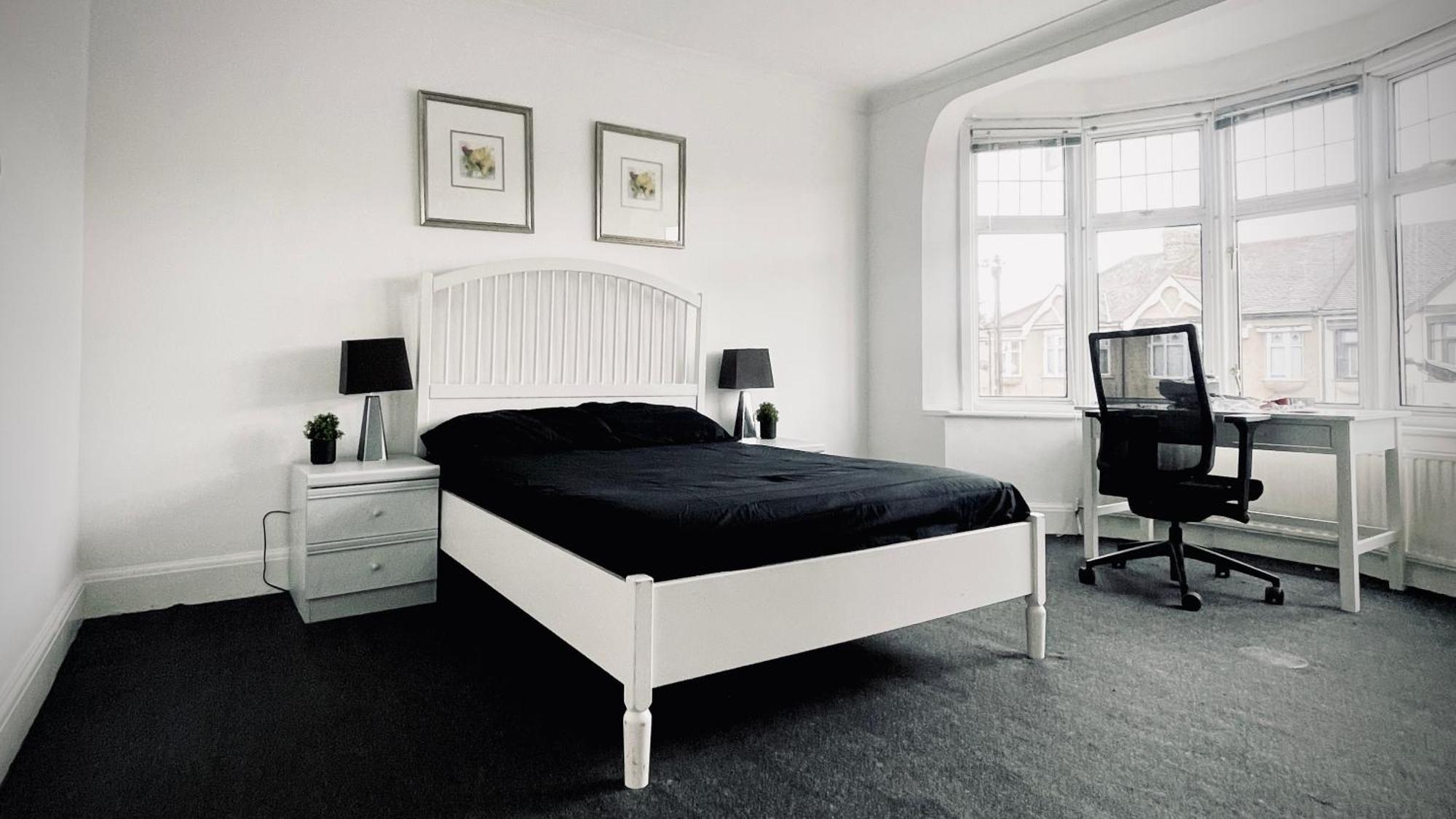 Cozy Private Rooms In Homestay Ilford Ngoại thất bức ảnh